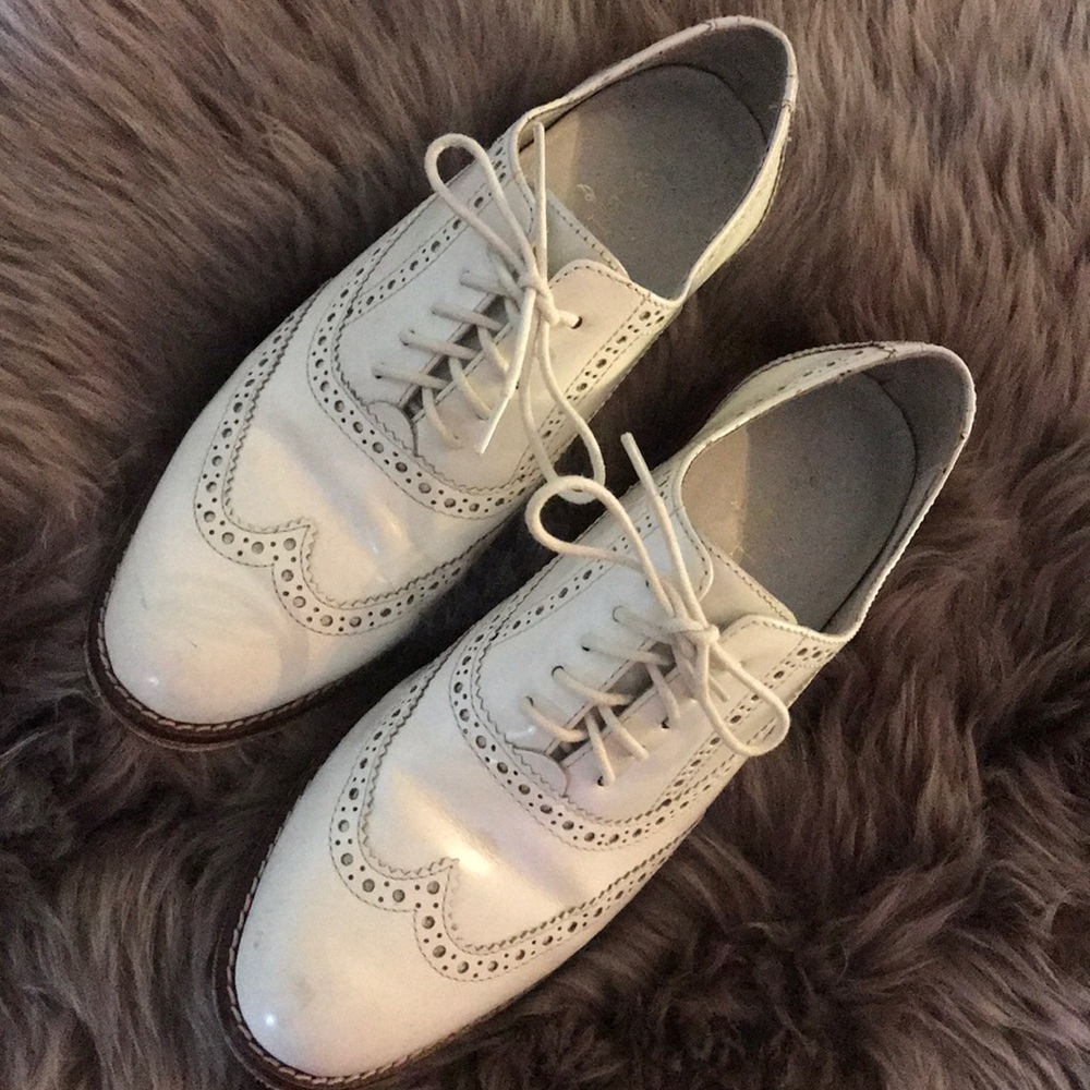 Cole Haan creamy Oxfords